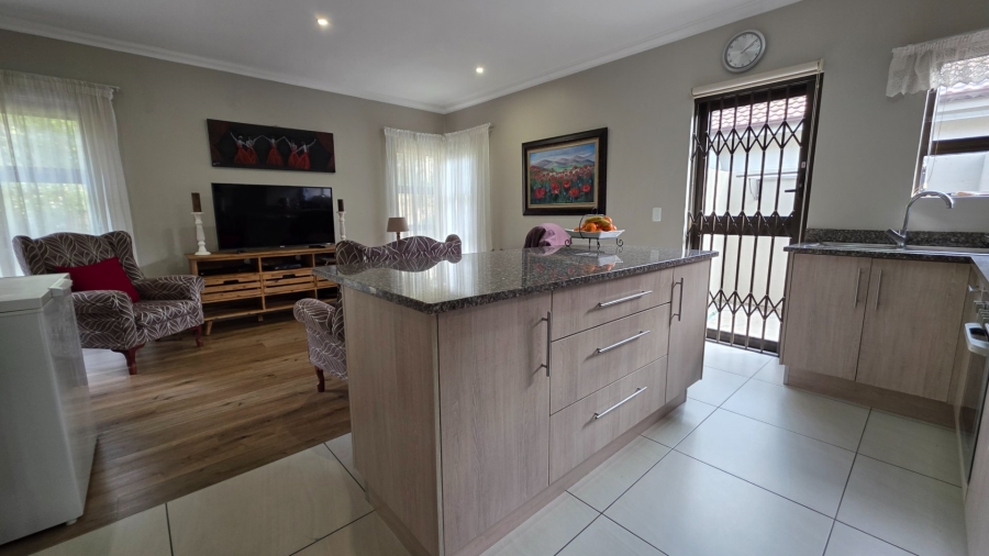 2 Bedroom Property for Sale in Heiderand Western Cape